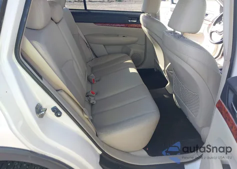 2011 Subaru Outback 3.6R Limited из США, поврежденный, VIN 4S4BRDKC1B2399002